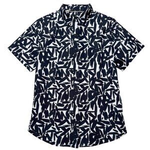 NWT URBAN OUTFITTERS WILD FANG ESSENTIAL SHORT SLEEVE BUTTON UP SHIRT B/W LARGE